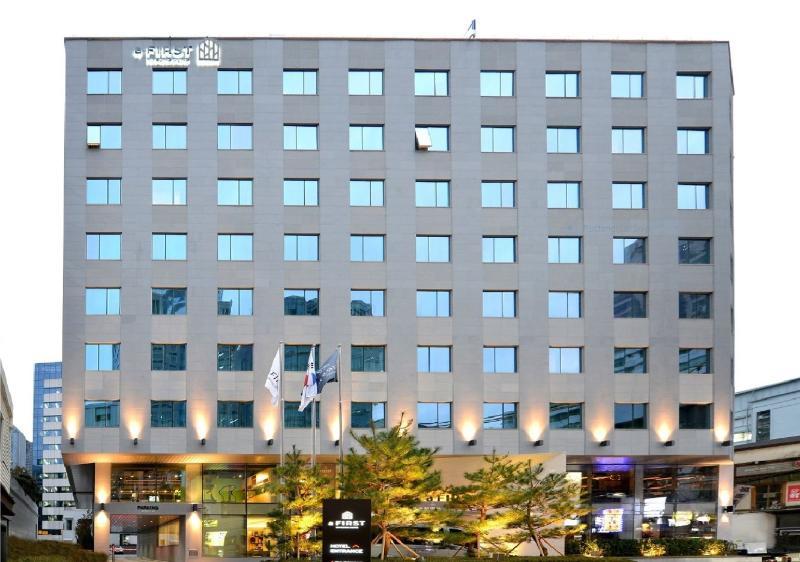 Hotel Midcity Myeongdong Сеул Экстерьер фото